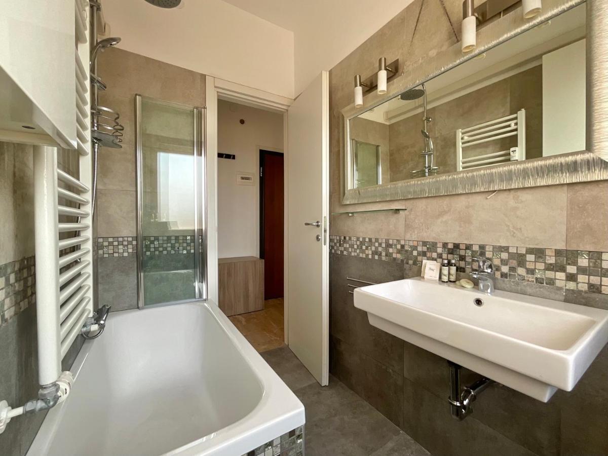 Plebiscito Apartment *
